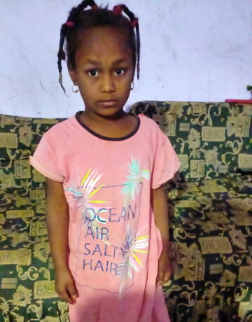 Khadija, 6 Jahre